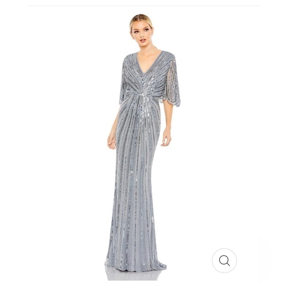 Mac Duggal SEQUINED V NECK CAPE SLEEVE COLUMN GOWN size 12 NEW $698 - Picture 1 of 17